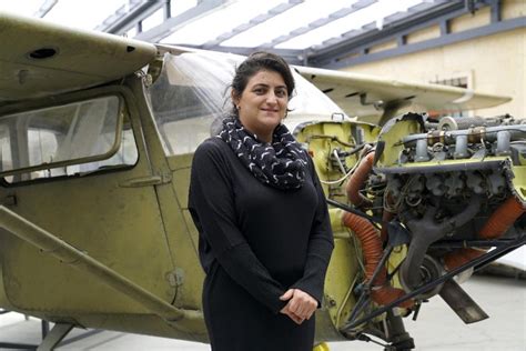T­ü­r­k­i­y­e­’­n­i­n­ ­i­l­k­ ­k­a­d­ı­n­ ­İ­H­A­ ­2­ ­p­i­l­o­t­u­ ­s­e­r­t­i­f­i­k­a­s­ı­n­ı­ ­a­l­d­ ­-­ ­S­o­n­ ­D­a­k­i­k­a­ ­H­a­b­e­r­l­e­r­